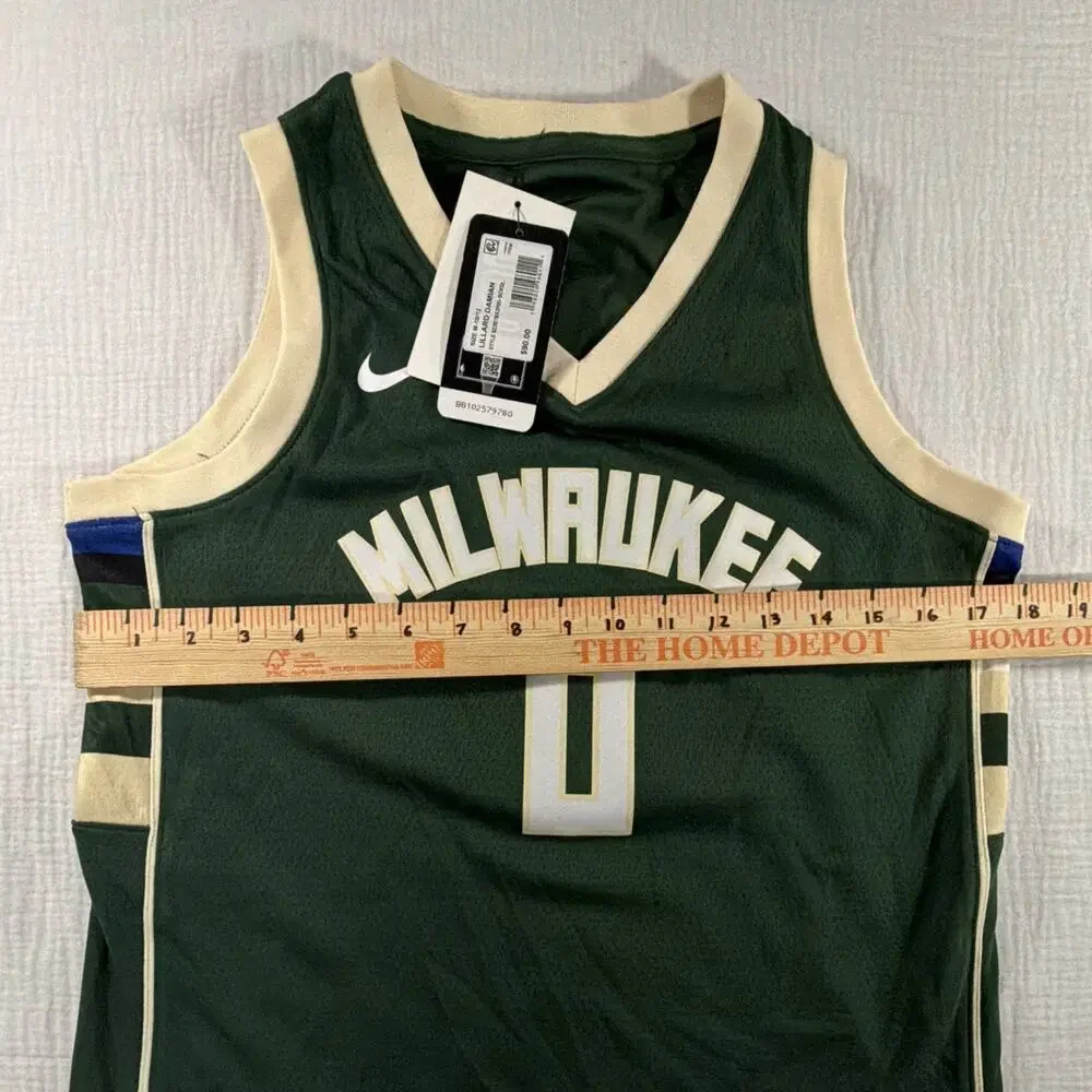 Nike Licensed NBA Milwaukee Bucks Damian Lillard 0 Jersey Green youth M 10/12